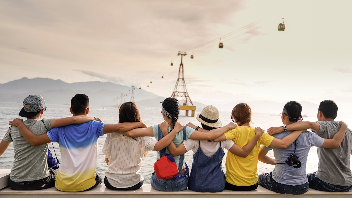 Students connecting together - therapy and coaching support